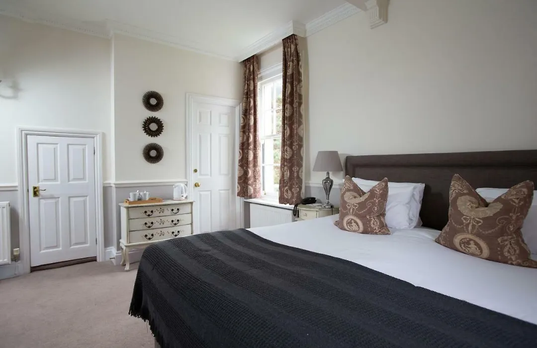 Evesham Hotel-1